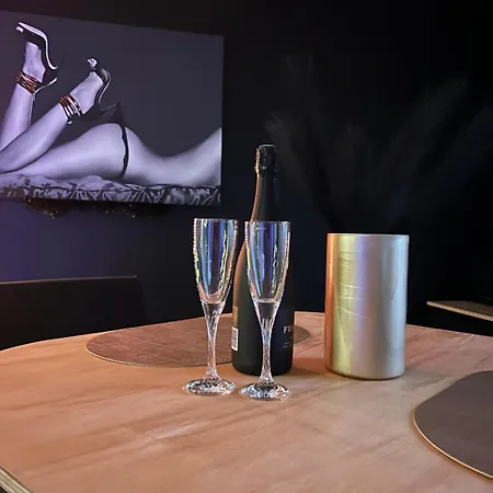 La Cachette De Georgette ベッド・アンド・ブレックファスト 3*